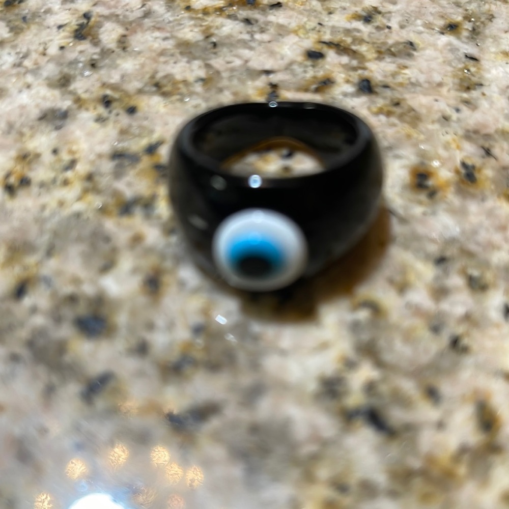 Chunky evil eye ring